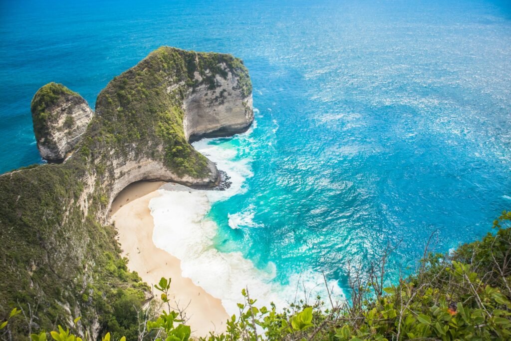 Kelingking Cliff Nusa Penida island