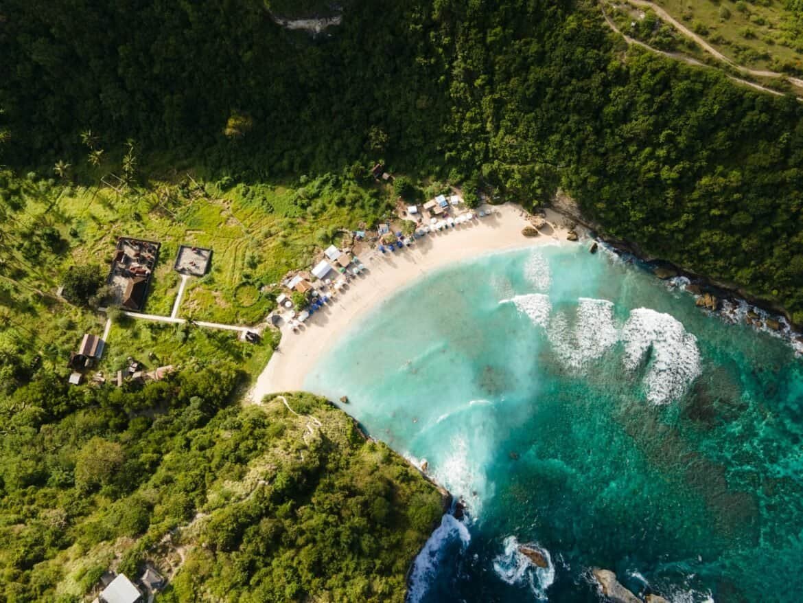 Best Beaches in Nusa Penida You Must Visit in 2025